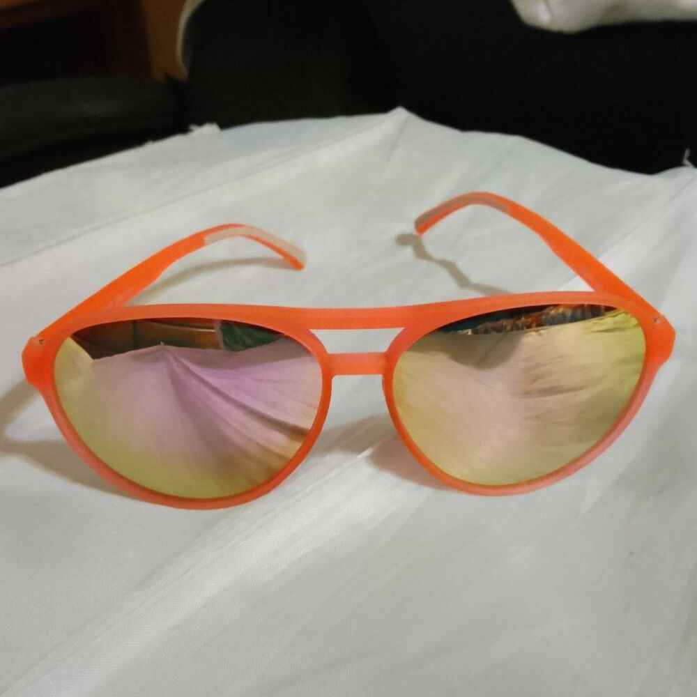 Unbranded Women's Orange and Purple Sunglasses - Picture 3 of 9